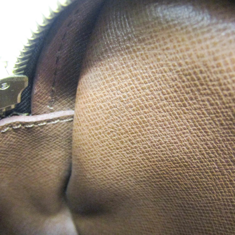 LOUIS VUITTON Brown Monogram Clutch Bag - Picture 13 of 13